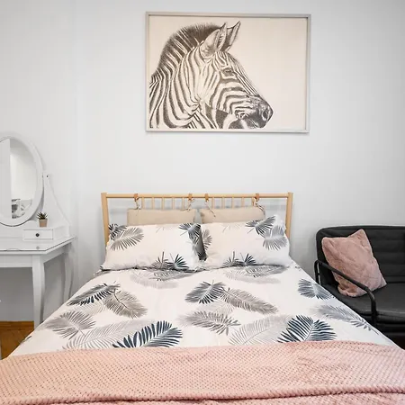 Stepup Apartment, Downtown Bucharest, Center, Athenaeum Corner Appartement *