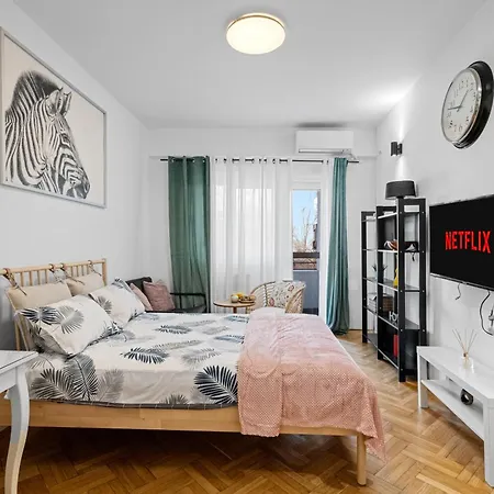 Apartment Stepup Apartment, Downtown Bucharest, Center, Athenaeum Corner Bukarest