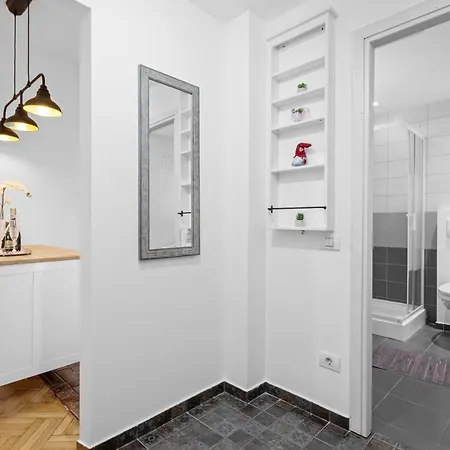 Apartamento Stepup Apartment, Downtown Bucharest, Center, Athenaeum Corner