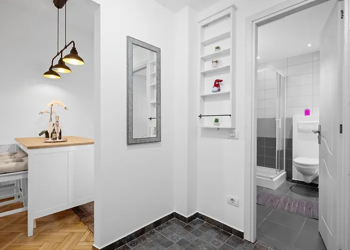 Apartamento Stepup Apartment, Downtown Bucharest, Center, Athenaeum Corner