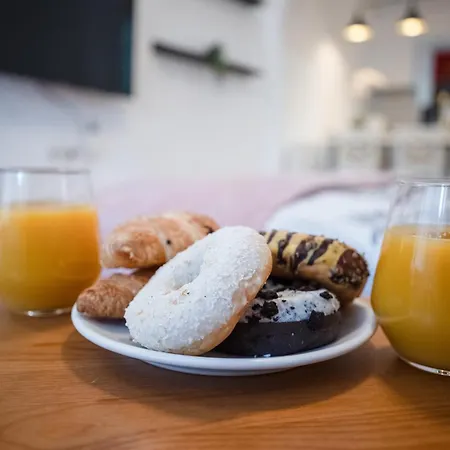 Stepup Apartment, Downtown Bucharest, Center, Athenaeum Corner Апартаменты