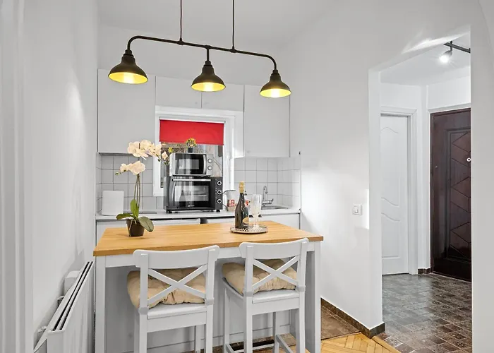 Stepup Apartment, Downtown Bucharest, Center, Athenaeum Corner * Бухарест